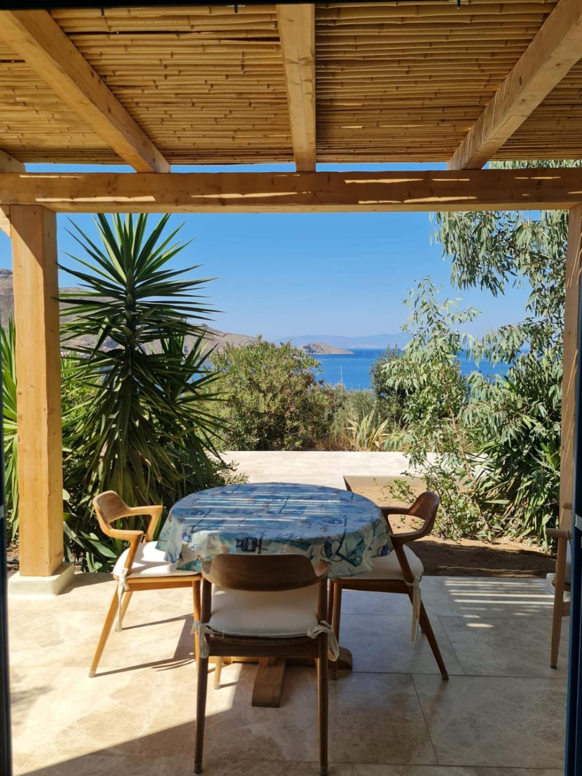 Livadia  Tilos Villa מראה חיצוני תמונה